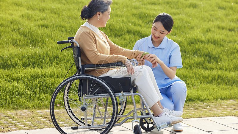 养老加盟品牌资质审核：揭秘标准与关键要素