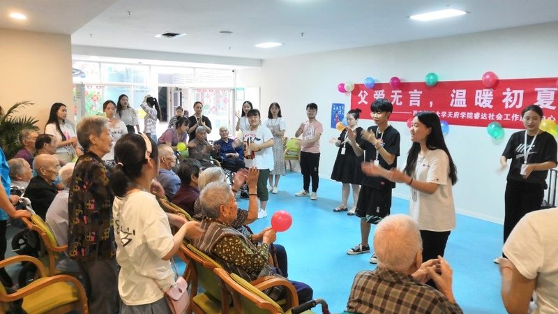 农村小型养老院加盟，报价背后的考量因素**
